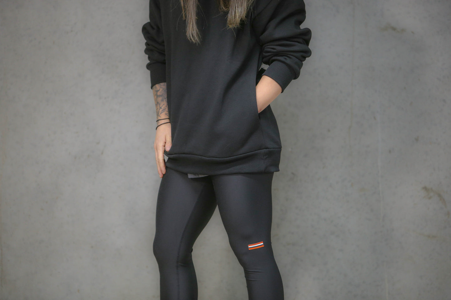 Powerhouse Gym Pro Shop Essential Crew Black/White