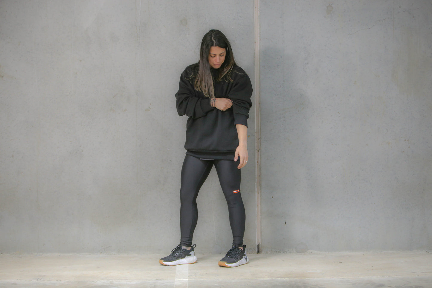 Powerhouse Gym Pro Shop Essential Crew Black/White
