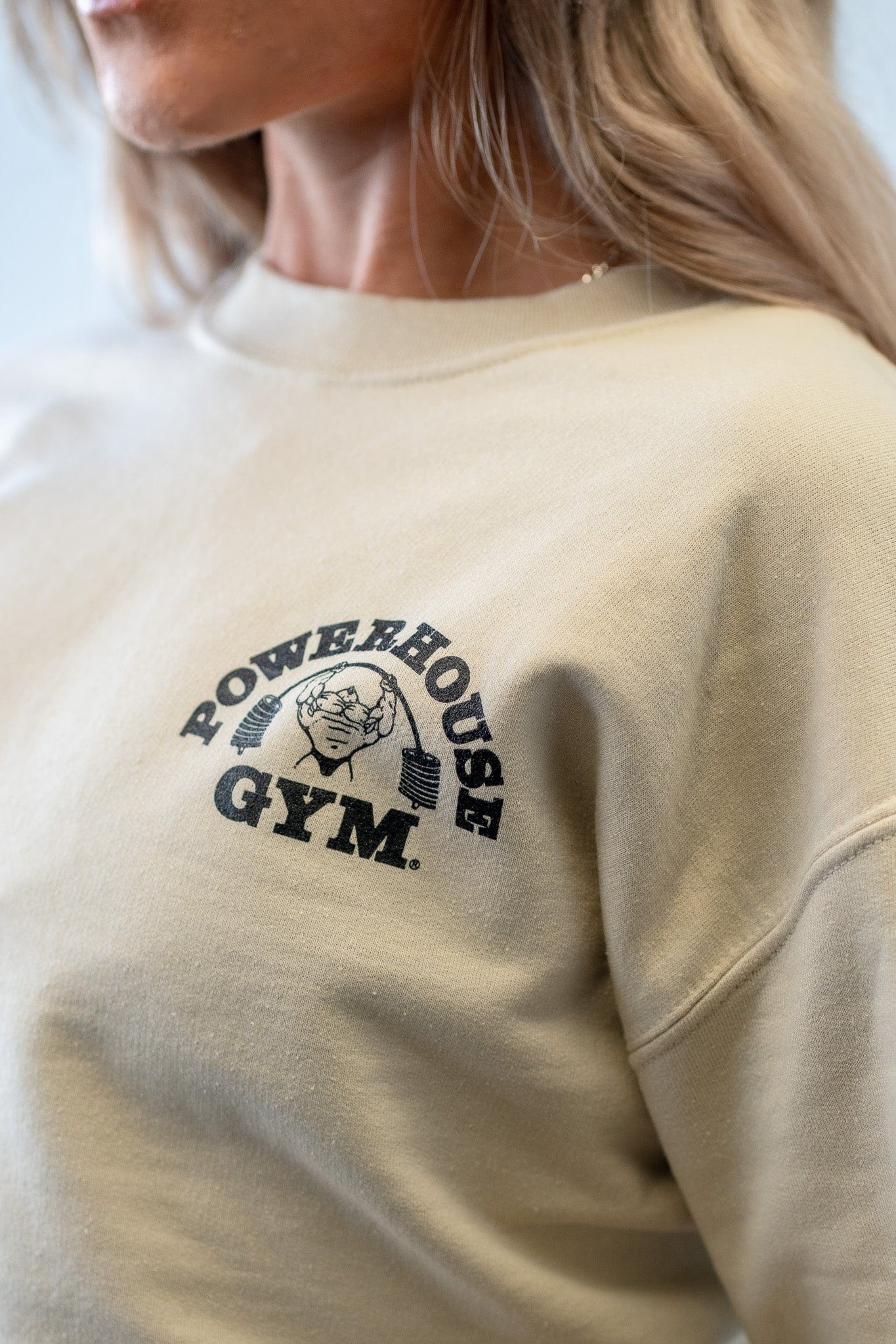 Powerhouse Gym Pro Shop Training Crewneck Sand/ Black