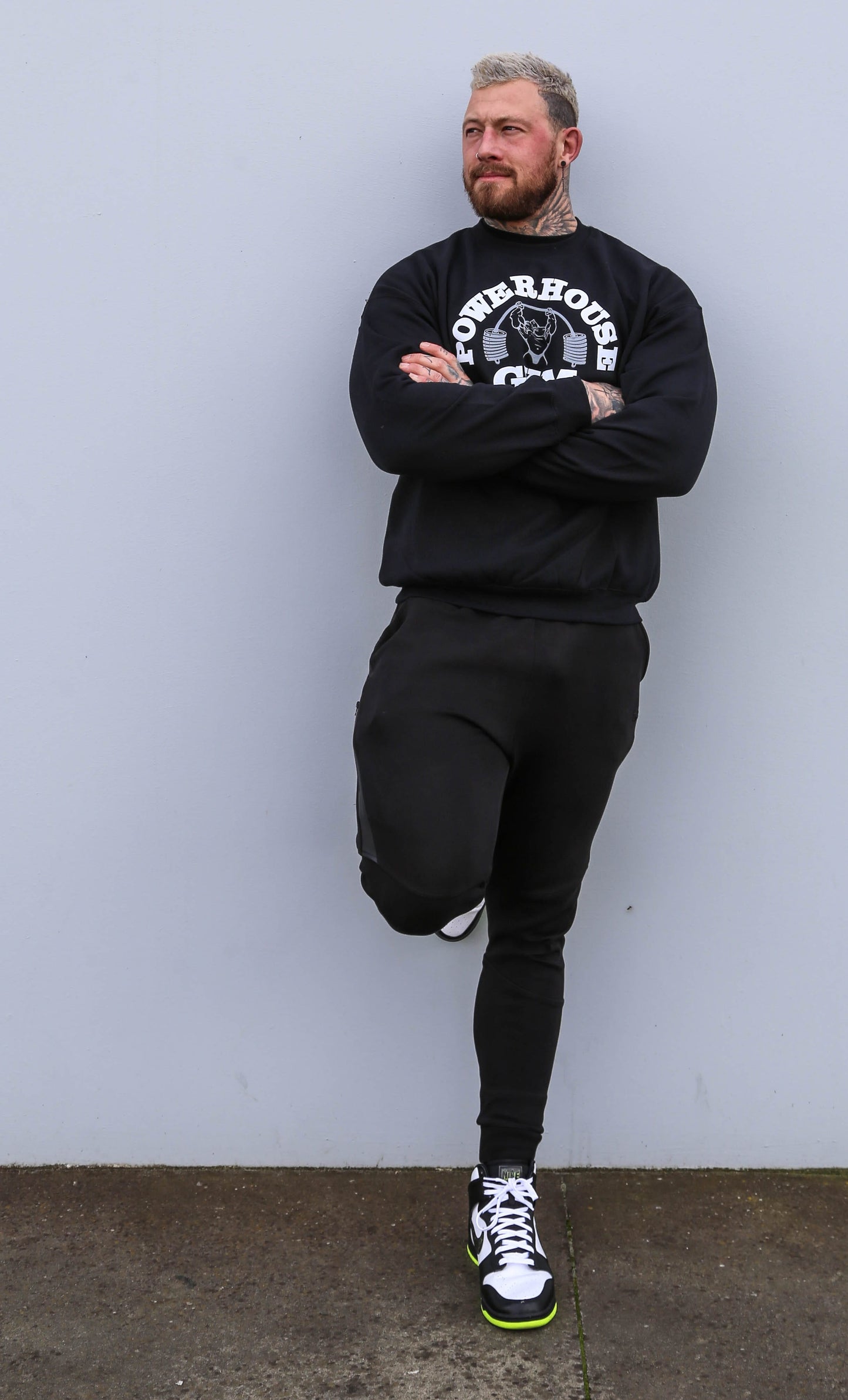 Powerhouse Gym Pro Shop Crewneck Black/White Text/Silver/Silver Man